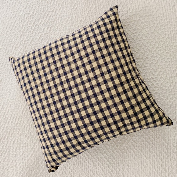 Blue and White Plaid Farmhouse Pillow 🍂 - Picture 1 of 6